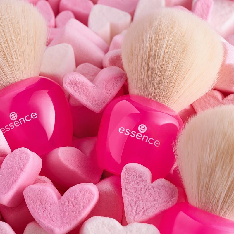 essence essence it's Bubble Gum fun pennello kabuki Italia