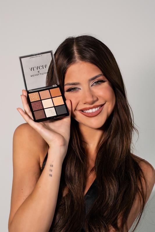 Makeup Revolution Makeup Revolution X Alagia All You Need palette di ombretti Offerte