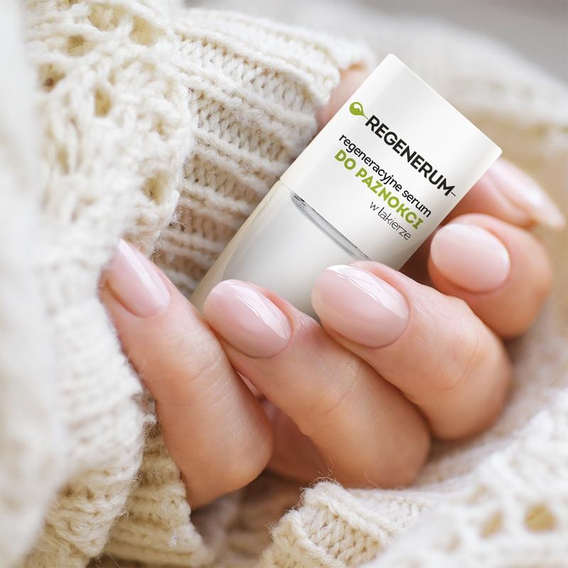 Regenerum Regenerum Nail Care siero rigenerante per le unghie Offerta migliore