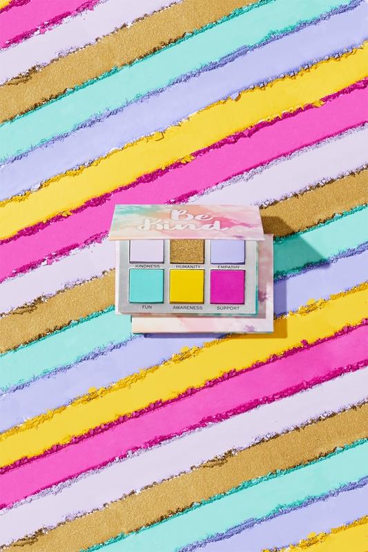Makeup Revolution Makeup Revolution Power Shadow Palette palette di ombretti Offerta natalizia
