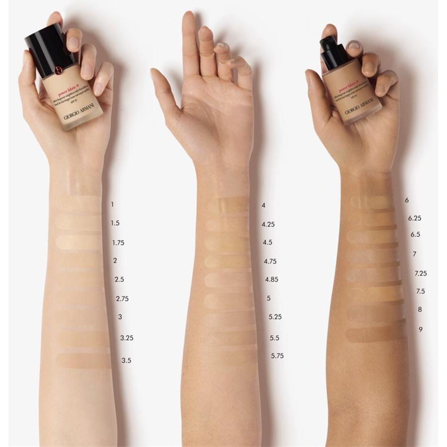 Armani Trucco del viso Power Fabric+ Longwear High Coverage Foundation In Saldo