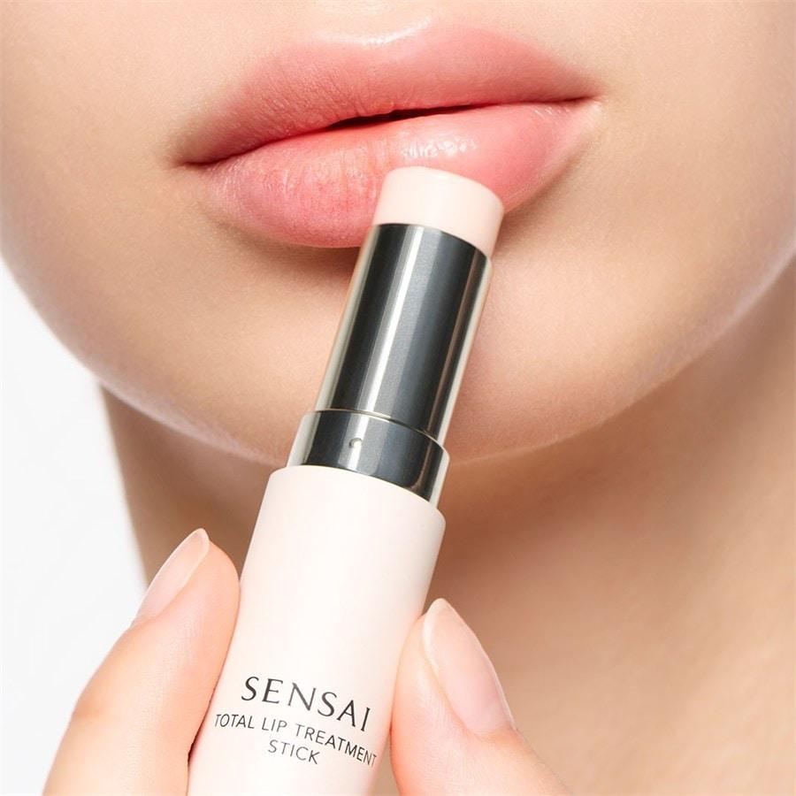 SENSAI Cura delle labbra Stick trattamento labbra totale Sconto