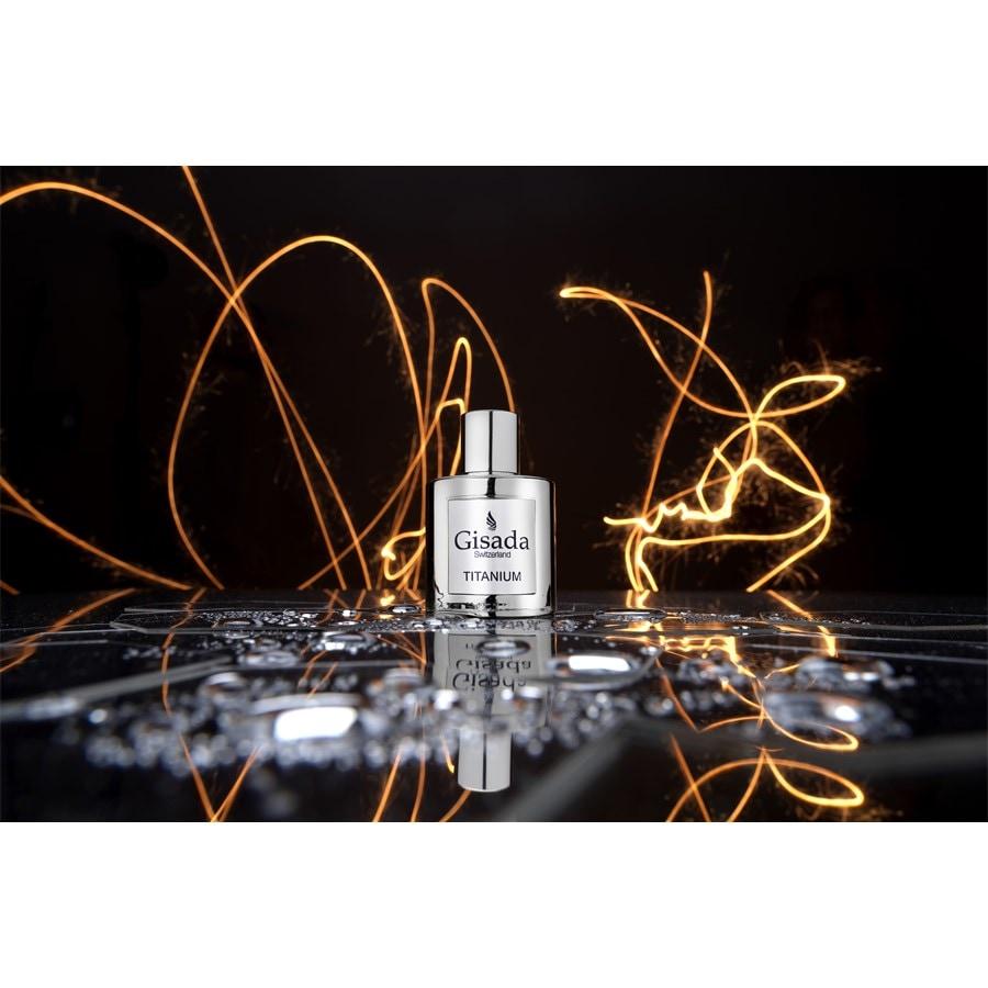 Gisada Titanium Eau de Parfum Spray Smaltimento dello stoccaggio