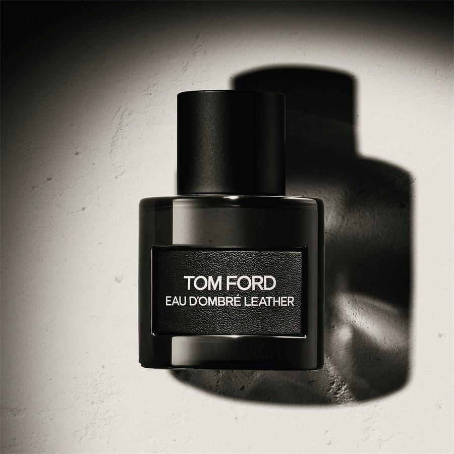 Tom Ford Signature Eau D Ombre Leather Eau de Toilette Spray Negozio