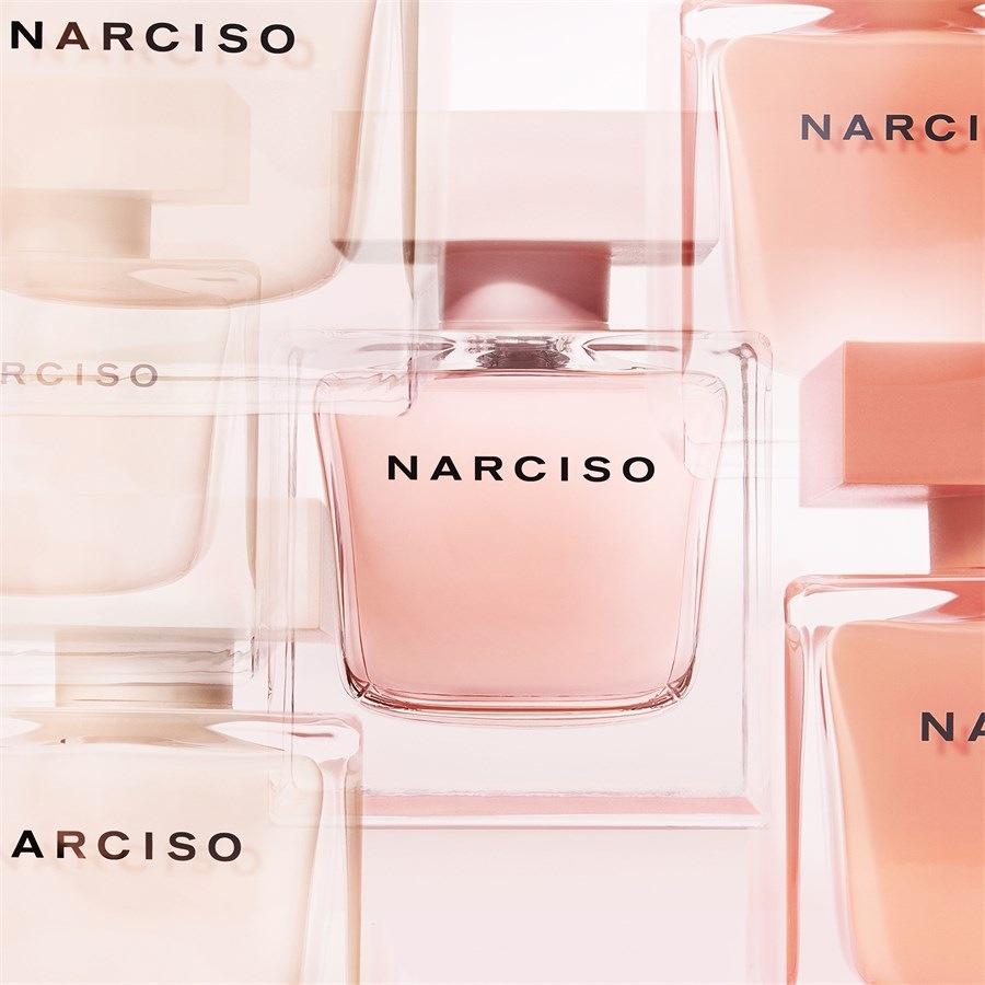 Narciso Rodriguez NARCISO Poudrée Eau de Parfum Spray Offerta Giorno del Papà