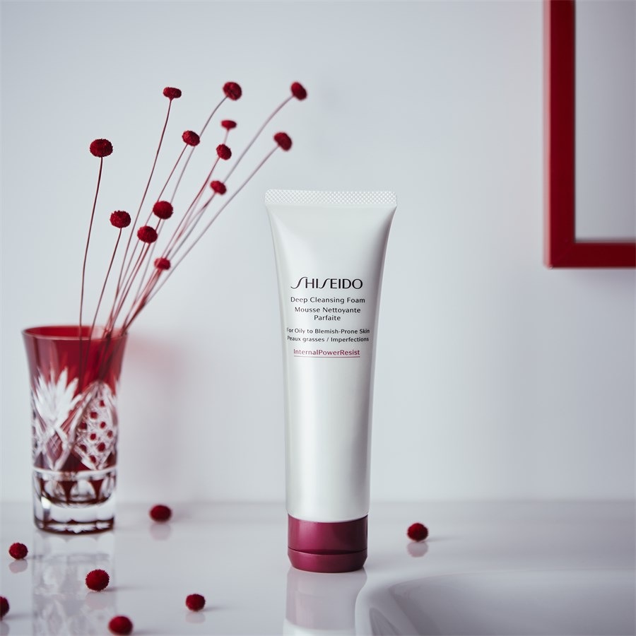 Shiseido Cleansing & Makeup Remover Deep Cleansing Foam Offerte esclusive