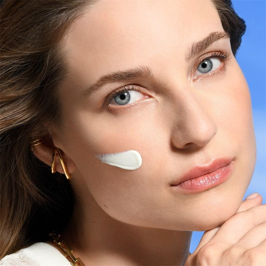 Biotherm Protezione solare Urban UV Defense Hydrating Fluid SPF50+ Novità