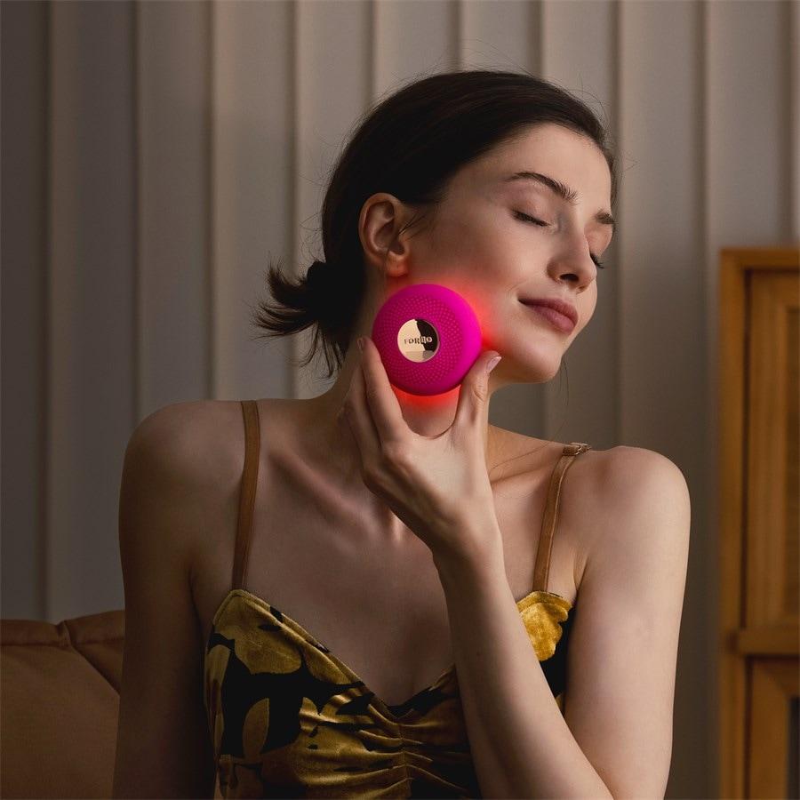 Foreo LED Fuchsia Sconto
