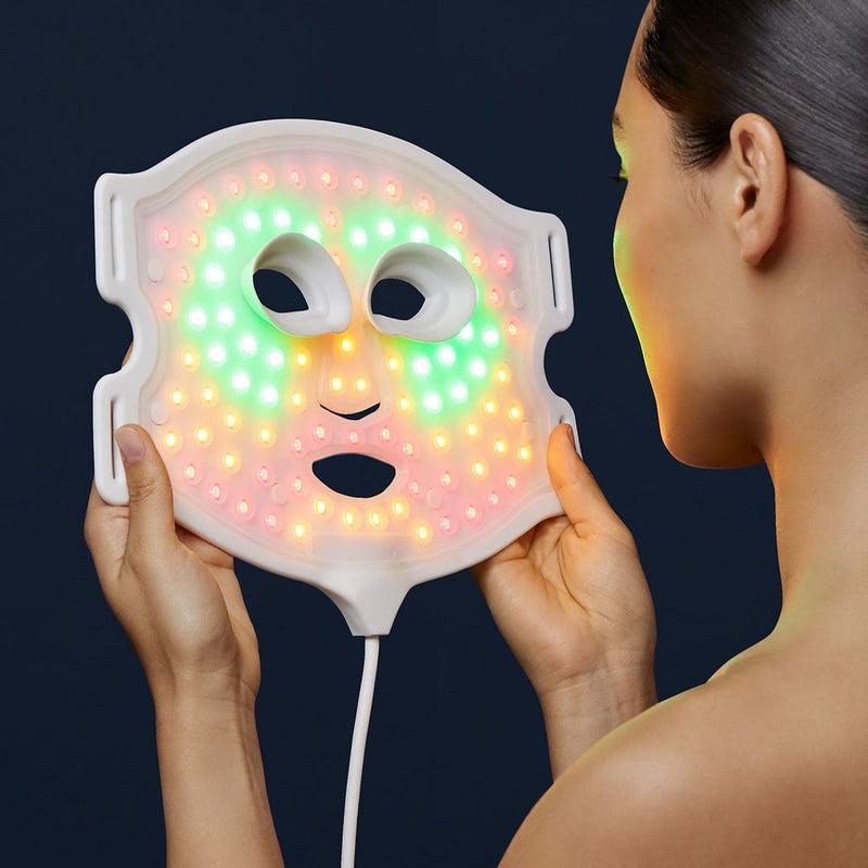 Affiliate CurrentBody Skin LED 4 in 1 Face Mask + Neck & Dec Perfector In Saldo